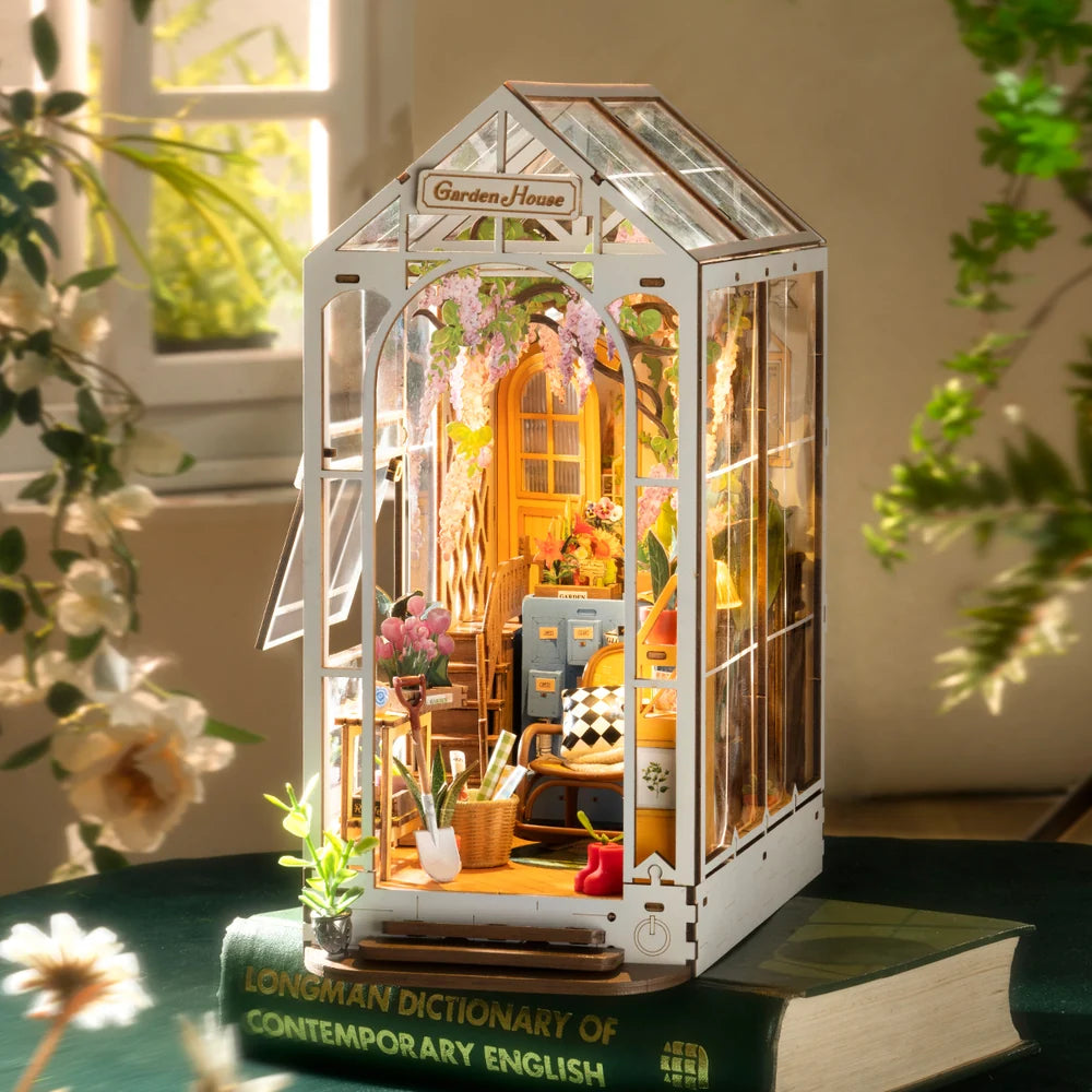 Holiday Garden House - Separador de libros  - Maqueta Armable