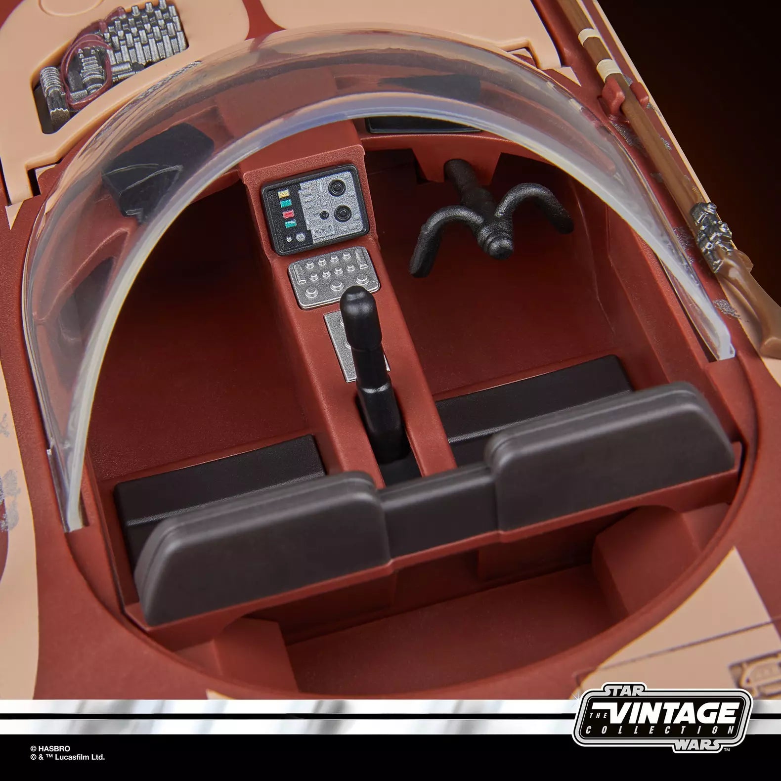 Star Wars: The Vintage Collection X-34 Landspeeder with Luke Skywalker (Tatooine) Action Figure