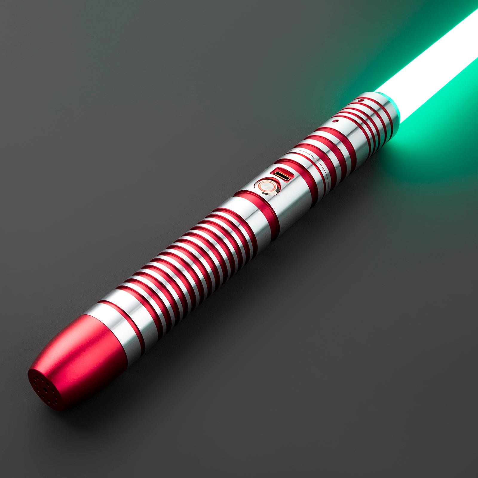 Armored Falcon lightsaber (Cambia colores Bluetooth!)
