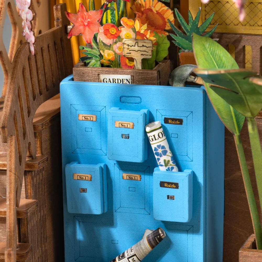 Holiday Garden House - Separador de libros  - Maqueta Armable