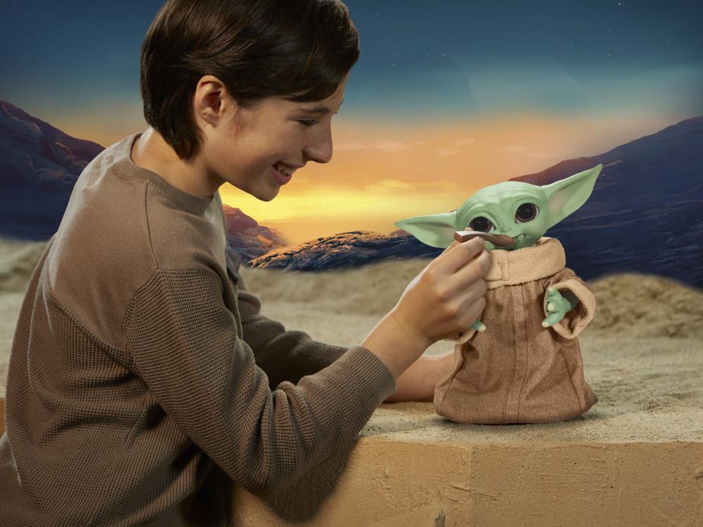 Grogu Animatronico Come Galletas Hasbro - Friki Stores