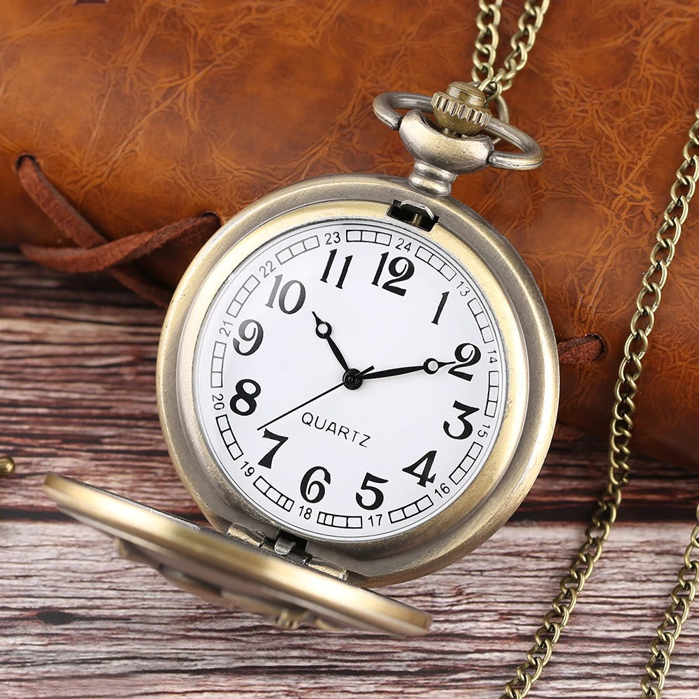 Reloj metálico Pikachu - Friki Stores