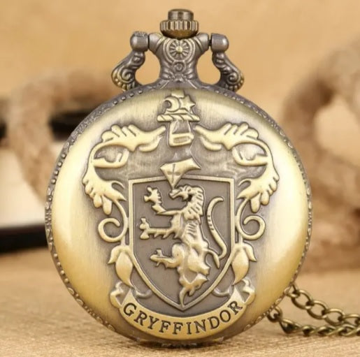 Reloj de metálico Harry Potter casa Gryffindor - Friki Stores
